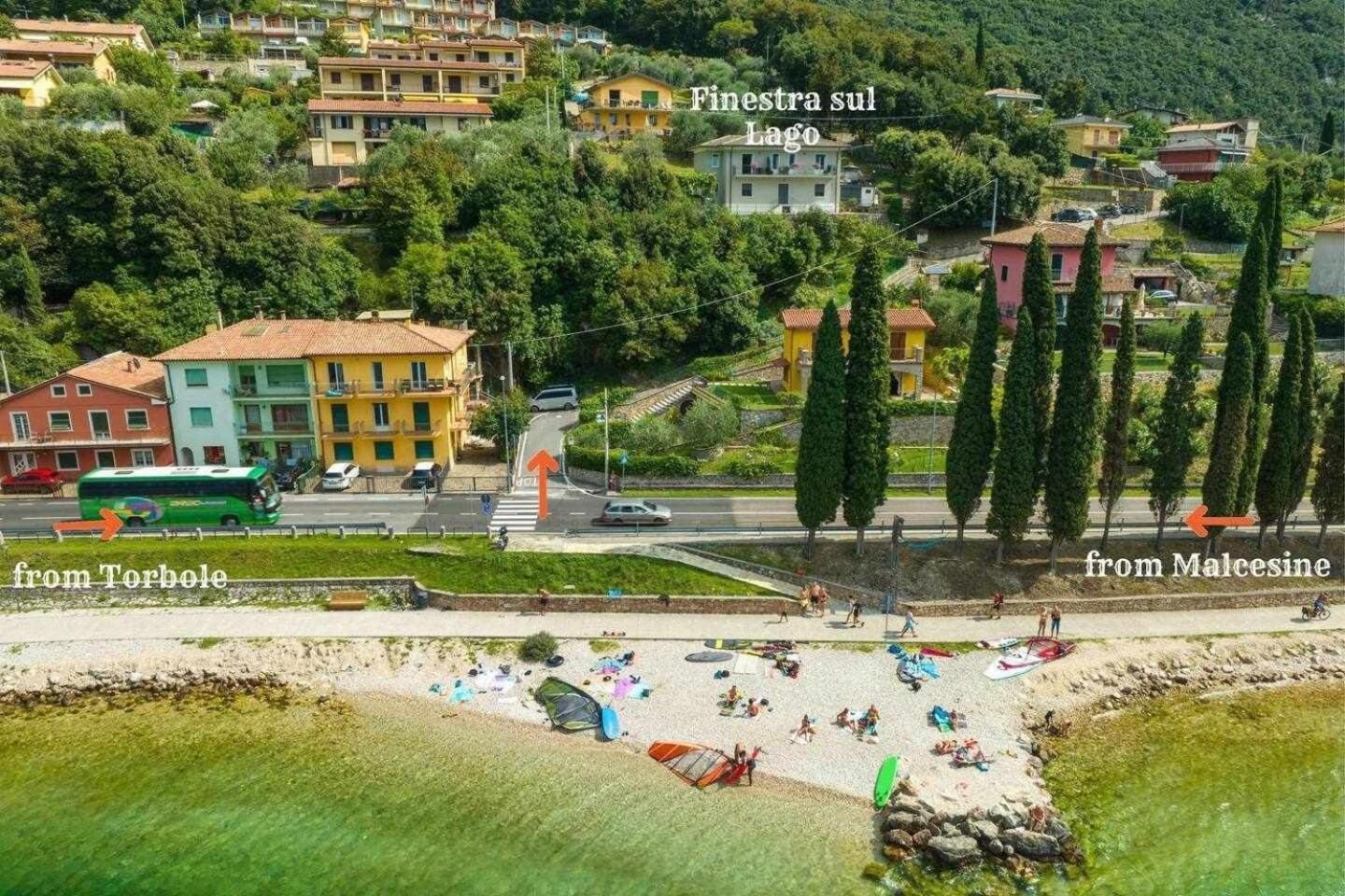 Finestra Sul Lago Malcesine Apt Riva Buitenkant foto