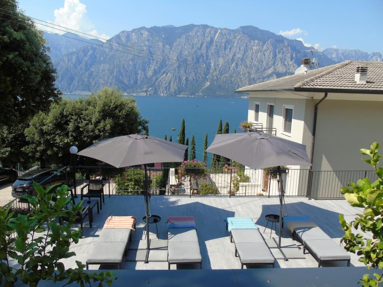 Finestra Sul Lago Malcesine Apt Riva Buitenkant foto